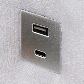 usb-post-strieborny-2